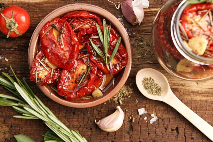 Drying-tomatoes-tricks-for-making-the-Mediterranean-delicacy-yourself.jpg
