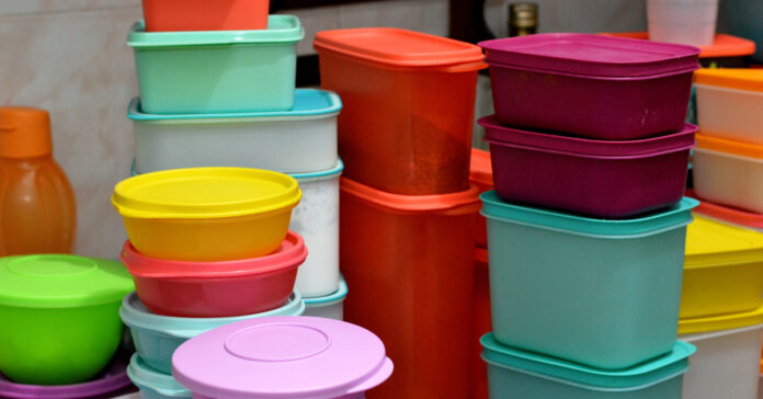 Tidiness-these-tricks-will-end-the-Tupperware-chaos-in-your.jpg